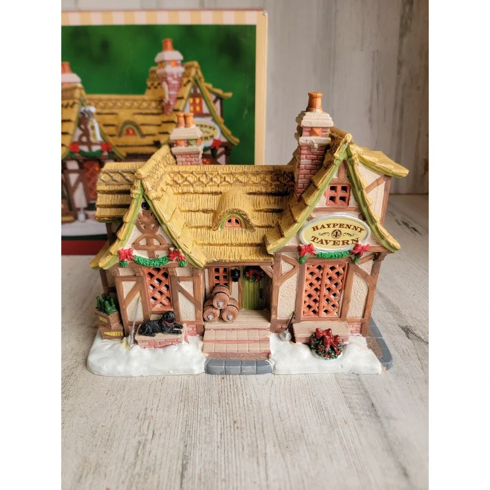 Lemax Haypenny Tavern village accessory Xmas Victorian bar wreath